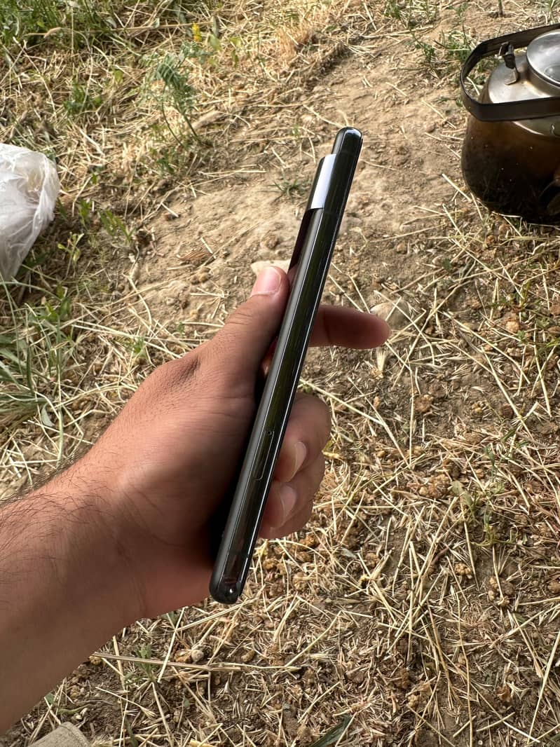 Google Pixel 8 Pro 2