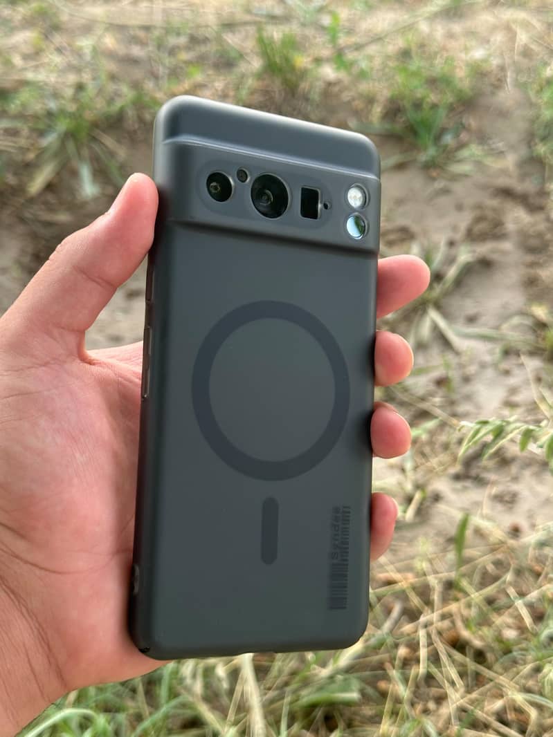 Google Pixel 8 Pro 12