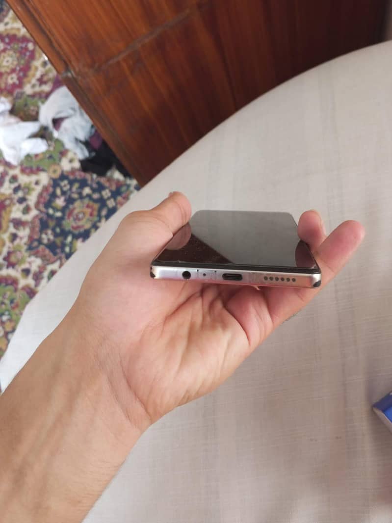 Tecno CAMON 30 2