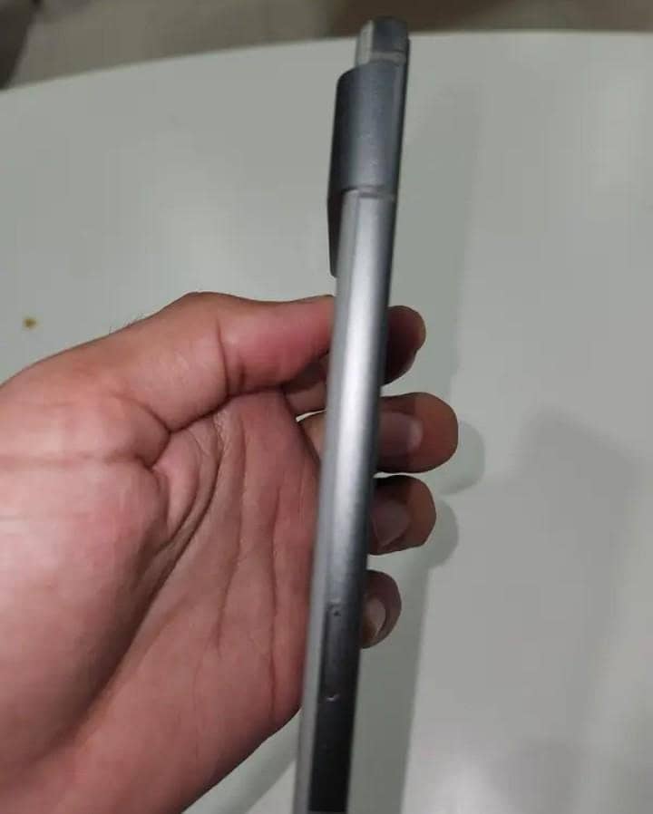 Google Pixel 8 1