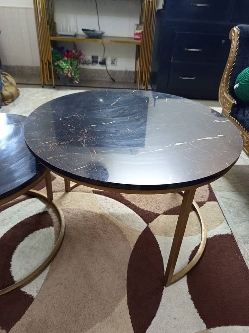 table good condition 0