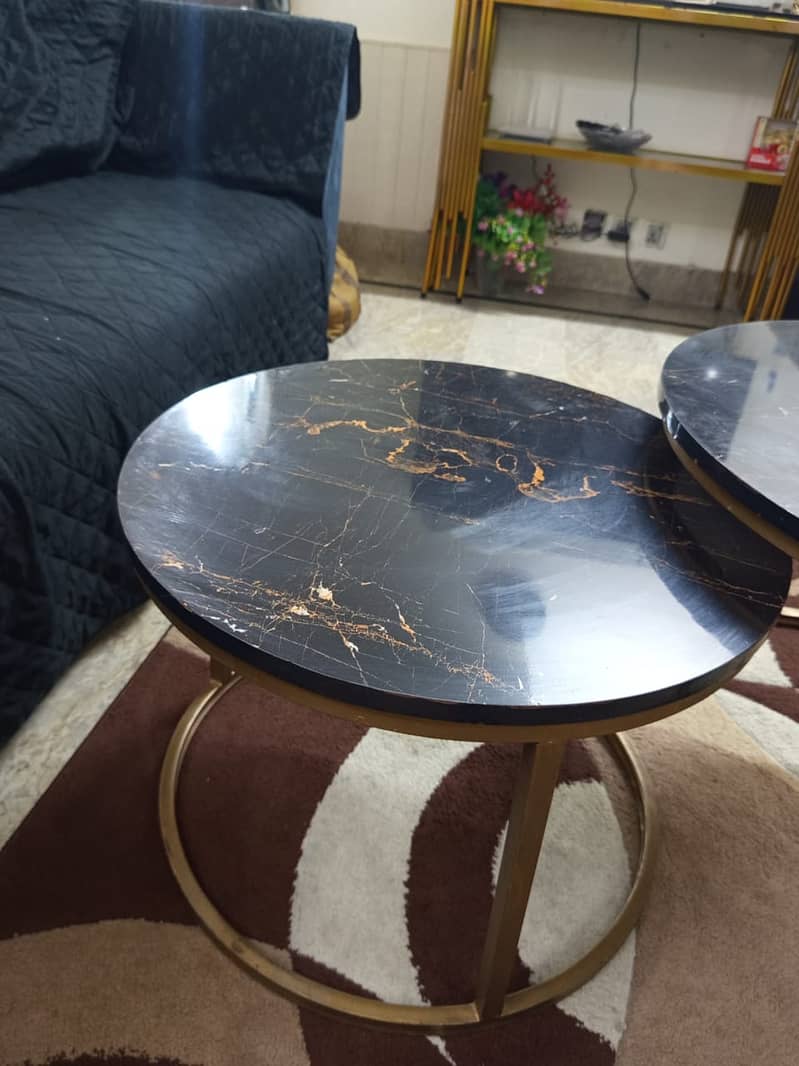 table good condition 6