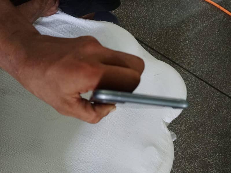 Apple iPhone 8 Plus 6