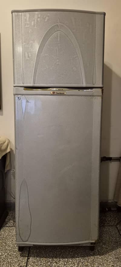 Dawlance Refrigerator 2-door used model 9188D