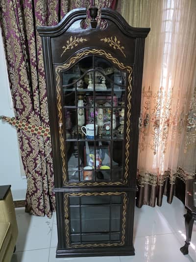 Decore Item Shelve Wardrobe