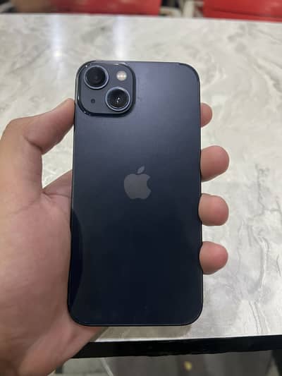 Apple iPhone 13