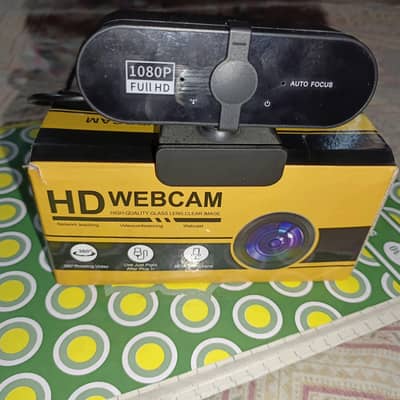 HD Webcam with built-in microphone| USB plug and play| 360° rotation