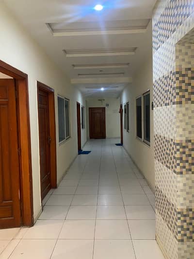 Unfurnished Studio apartment available for rent in Islamabad markez