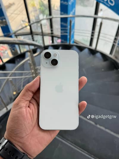 Apple iPhone 15