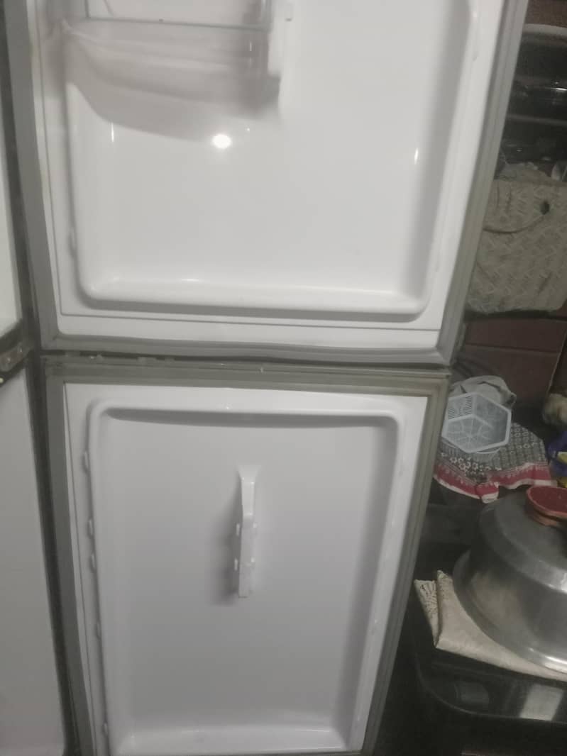 Waves fridge|Used| 2