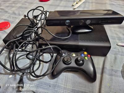 XBox 360 E  with Kinect