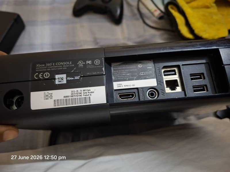 XBox 360 E  with Kinect 1