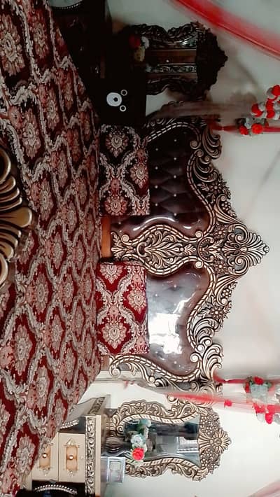 king bed side table and dressing table sale