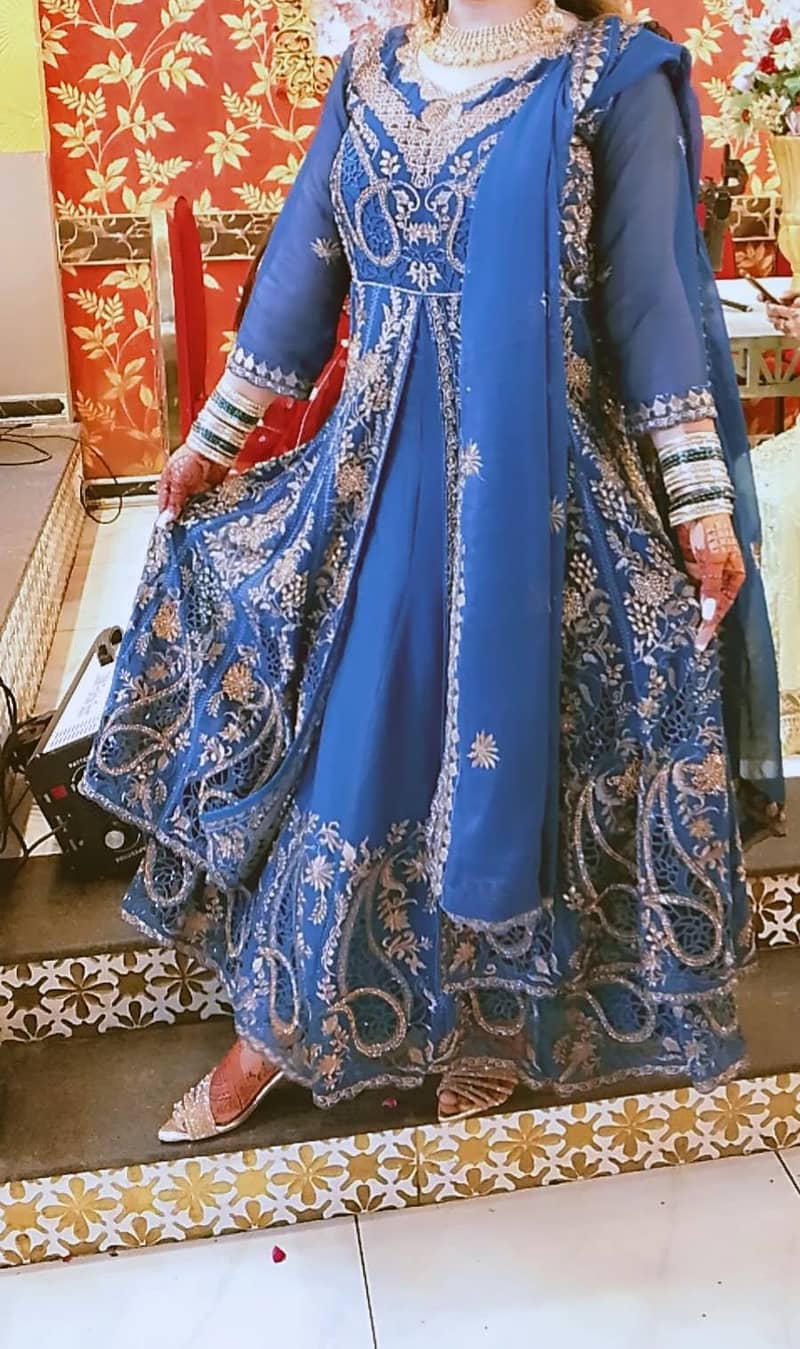Frock 0