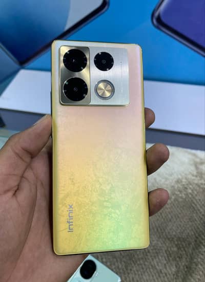 Infinix Note 40 Pro