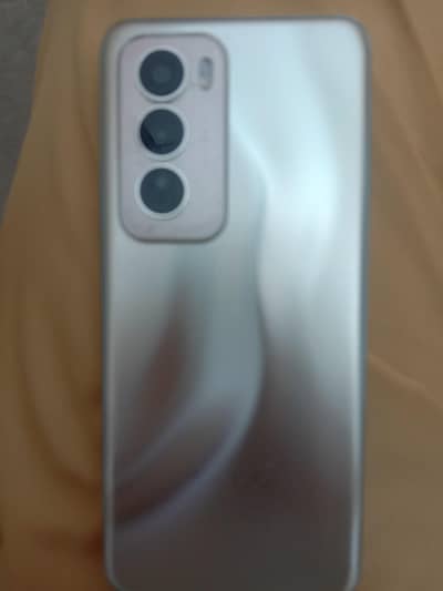 OPPO Reno 12 5g