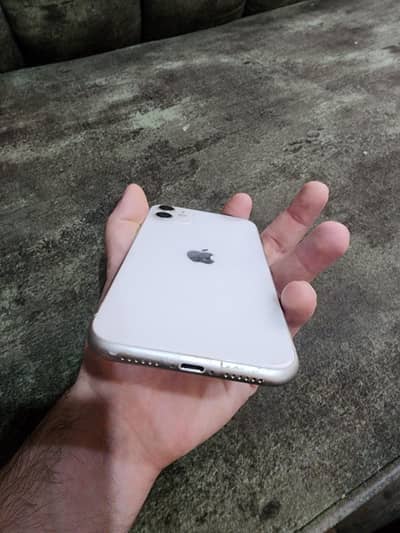Apple iPhone 11