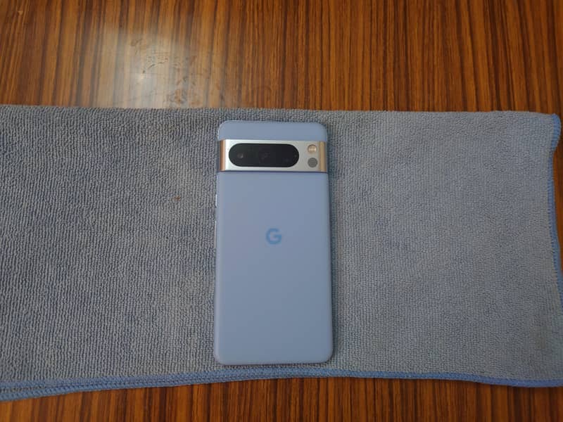 Google Pixel 8 Pro 4