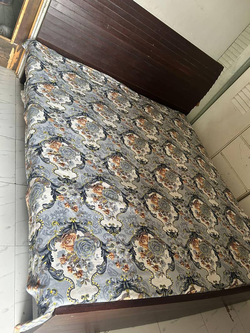 king size bed 3