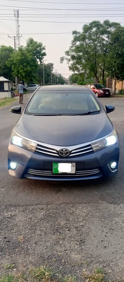 Toyota Corolla Altis 2015