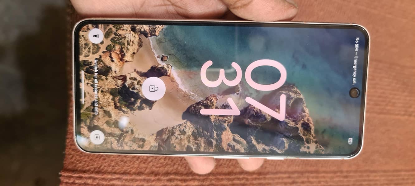 Google Pixel 8 1