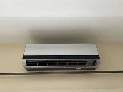 Kenwood Flora Plus 1.5 Ton Split AC | Excellent Condition