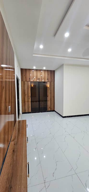 10 Marla Upper Portion For Rent in Bismillah housing scheme