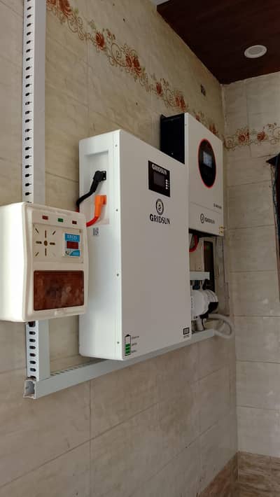 hybrid solar  3 phase - net. m lithium BMS Expert ISLAMABAD