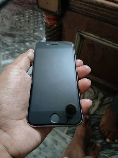 Apple iPhone 6S