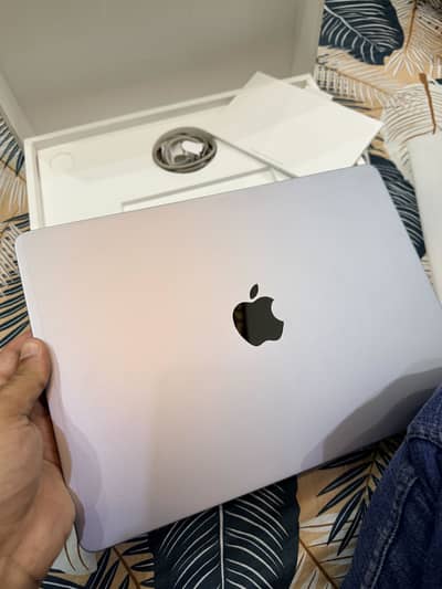 MacBook Air M3 - 13”
