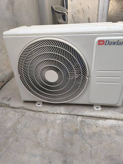 1 season used air conditioner for sale