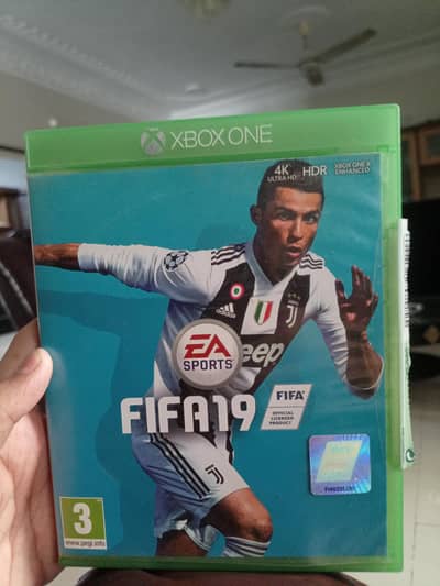 Xbox FIFA19 Esports CD