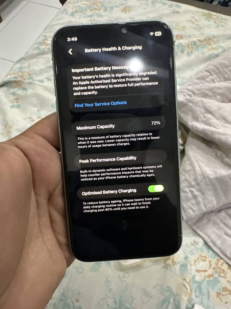 iPhone 11 4
