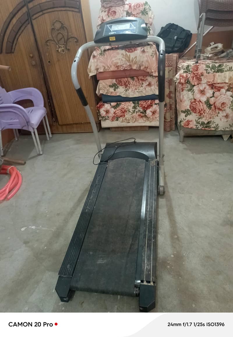 Running machine 6