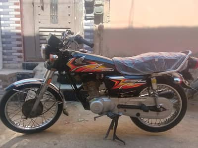 Honda125 Model 2020 Hyderabad number ha urgent sell no sms only phone