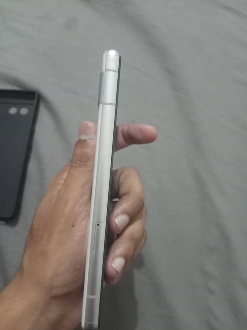 Google Pixel 7a 2