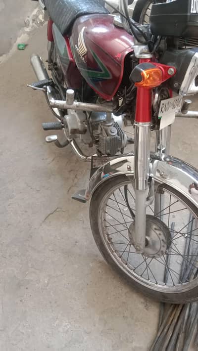 HONDA CD70 2018
