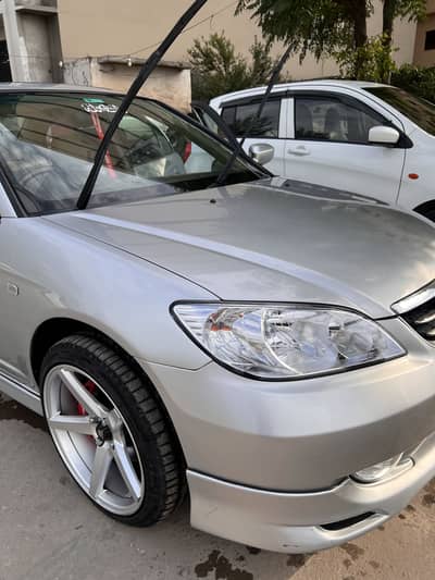 Honda Civic Oriel 2003