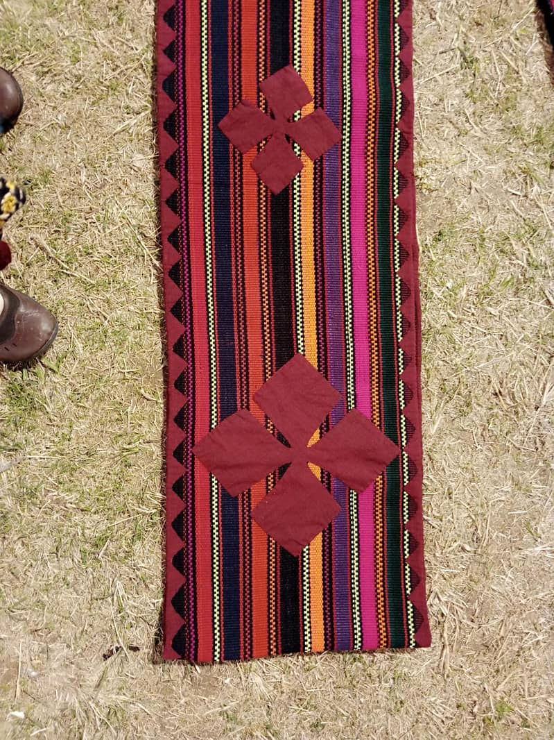 Table runner 1