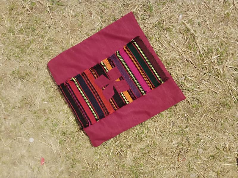 Table runner 4