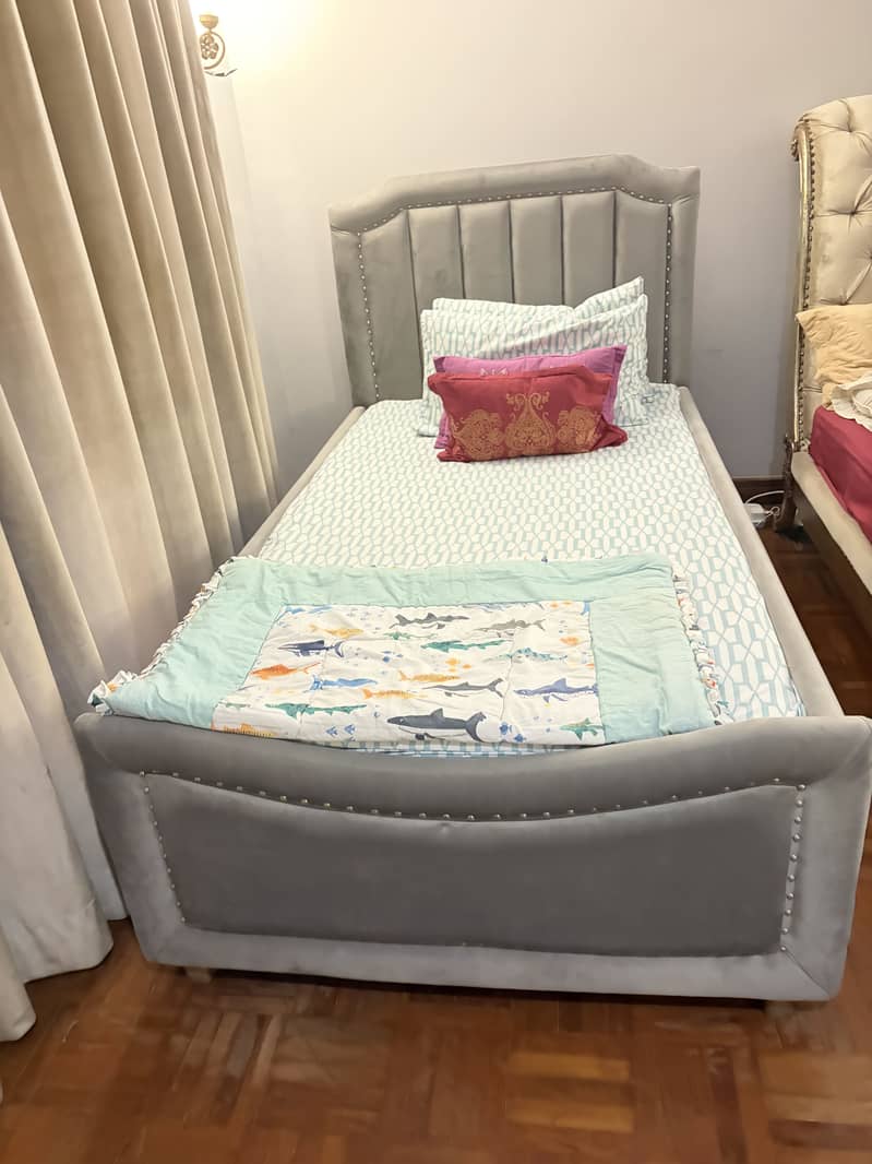 Single Bed 2