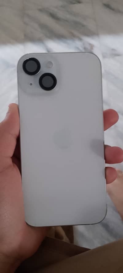 Apple iPhone 15