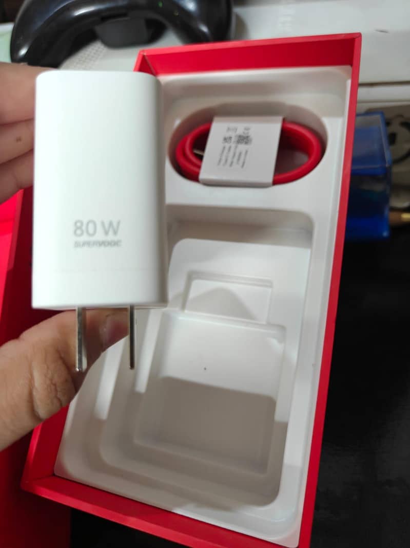 One Plus 13t 3