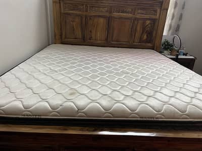 king mughal bed