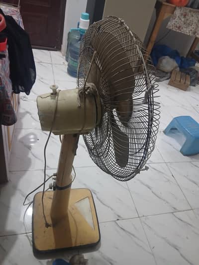 PAK fan pedestal for sell