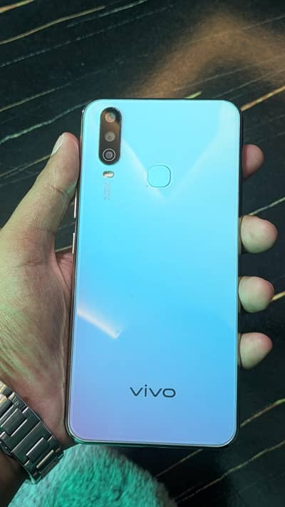 Vivo Y17