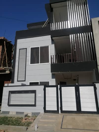 5 Marla Triple-Storey 7 bedroom House Available for Sale