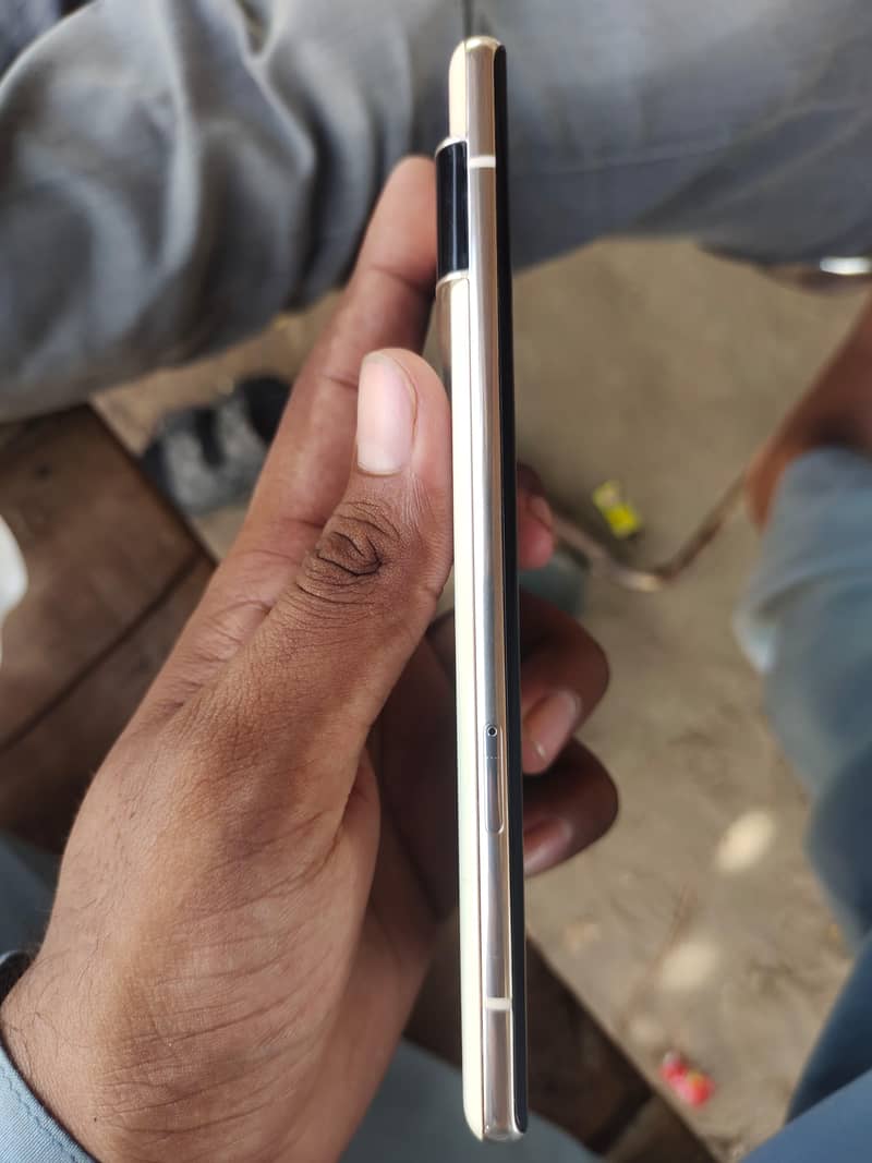 Google Pixel 6 Pro 2