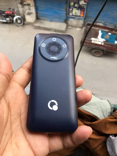 Hello Tech keypad phone