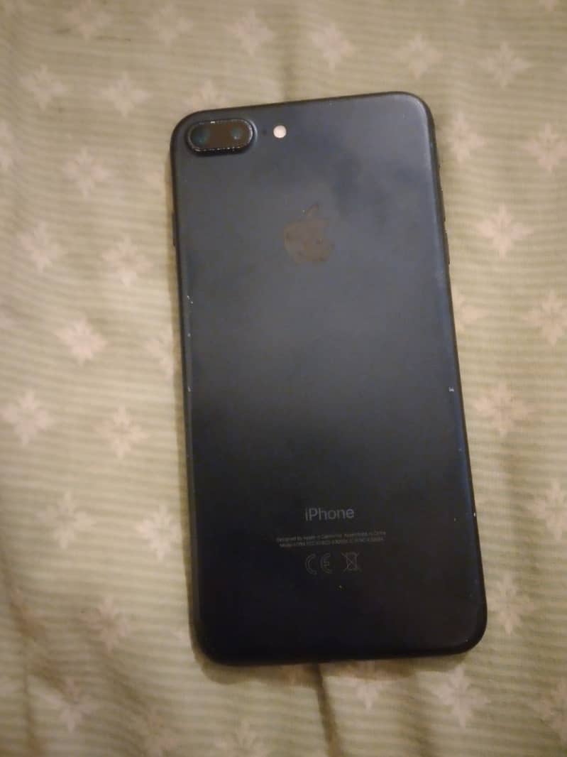 Apple iPhone 7 Plus 5